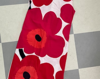 Vintage Marimekko Dress / Red Unikko Flowers on White / Size 36, fits x Small / Finland
