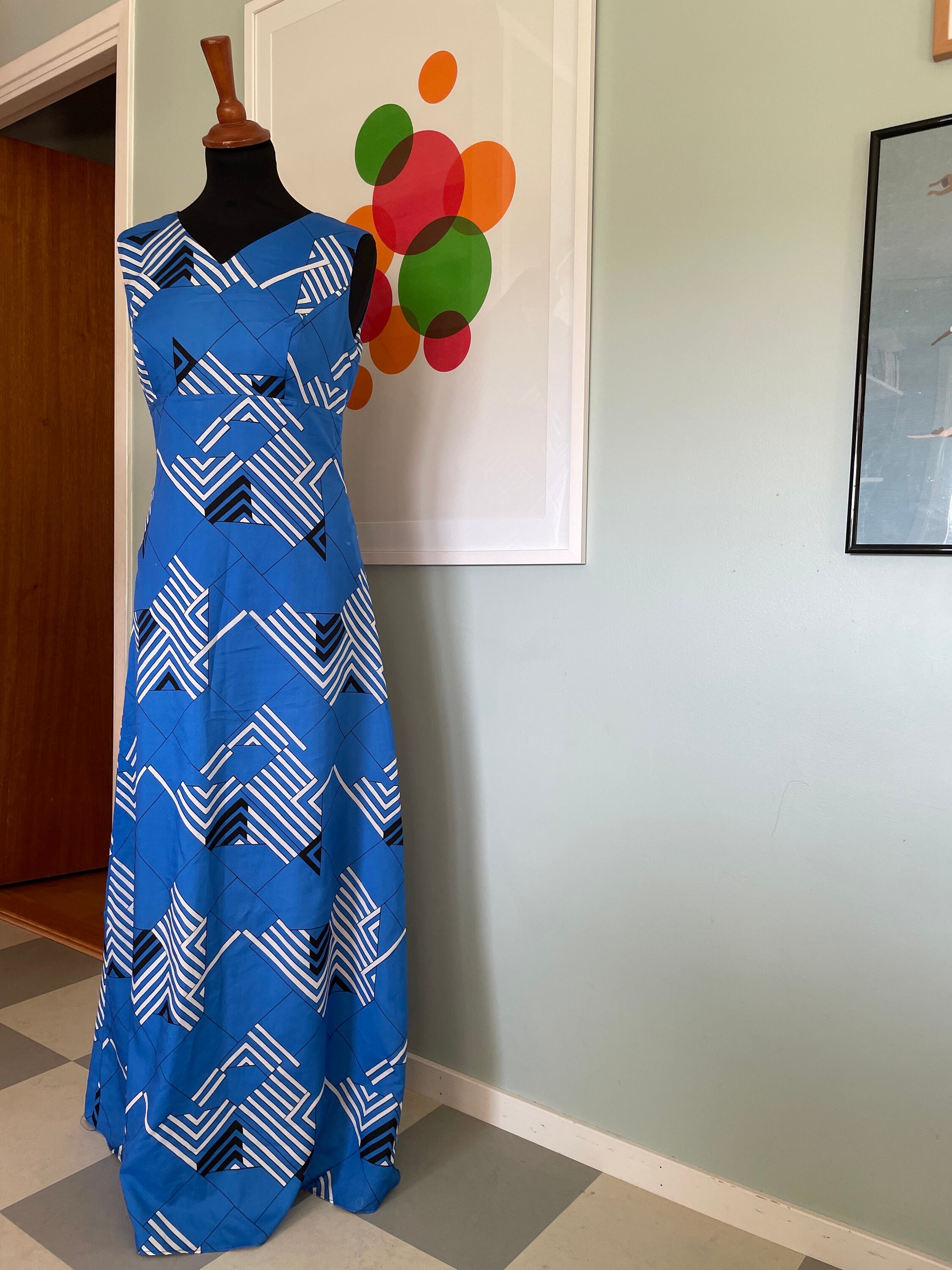 Vintage dress / Maxi dress size 38 / Finland Scandinavian design  /Salonne Salo, blue 1970s