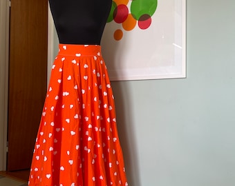 Vintage maxi skirt in cotton  / orange hearts  / Finland  vintage 1960-1970