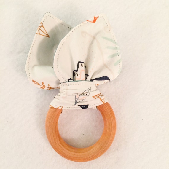 Maple Teething Ring/Fabric Ear Combo Temple in Allanque (Wanderer)