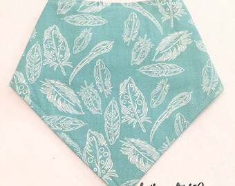 Adjustable Bibdana Feathers on Teal