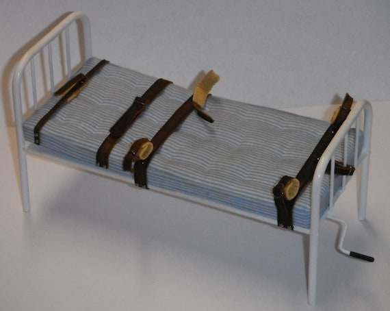 Dollhouse sales hospital furniture