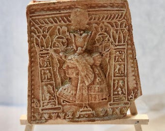 Dollhouse miniature handcrafted egyptian carving 1/12th scale
