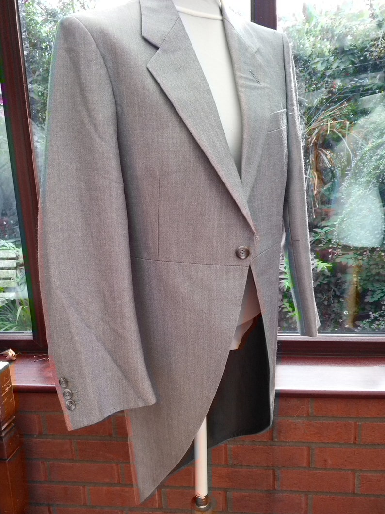 Mens evening dinner evening jacket tailcoat light grey pinstripe new chest 42inch Christmas Wedding evening wear