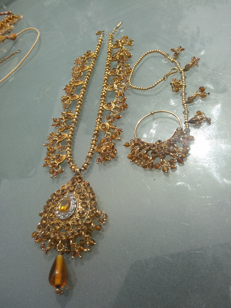jewellery set Indian handcrafted vintage set in faux gold long statement necklace ajustable chain fastener 2226 inches sent in gift box
