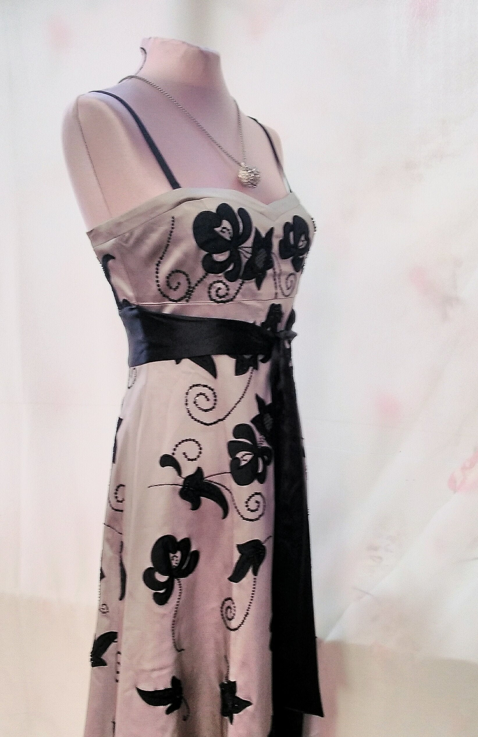 Image of Pretty Print Black & White Decorated With Tiny Beads Dress Cross Over Top Flared Skirt Prom Party Uk Size-Usa Size