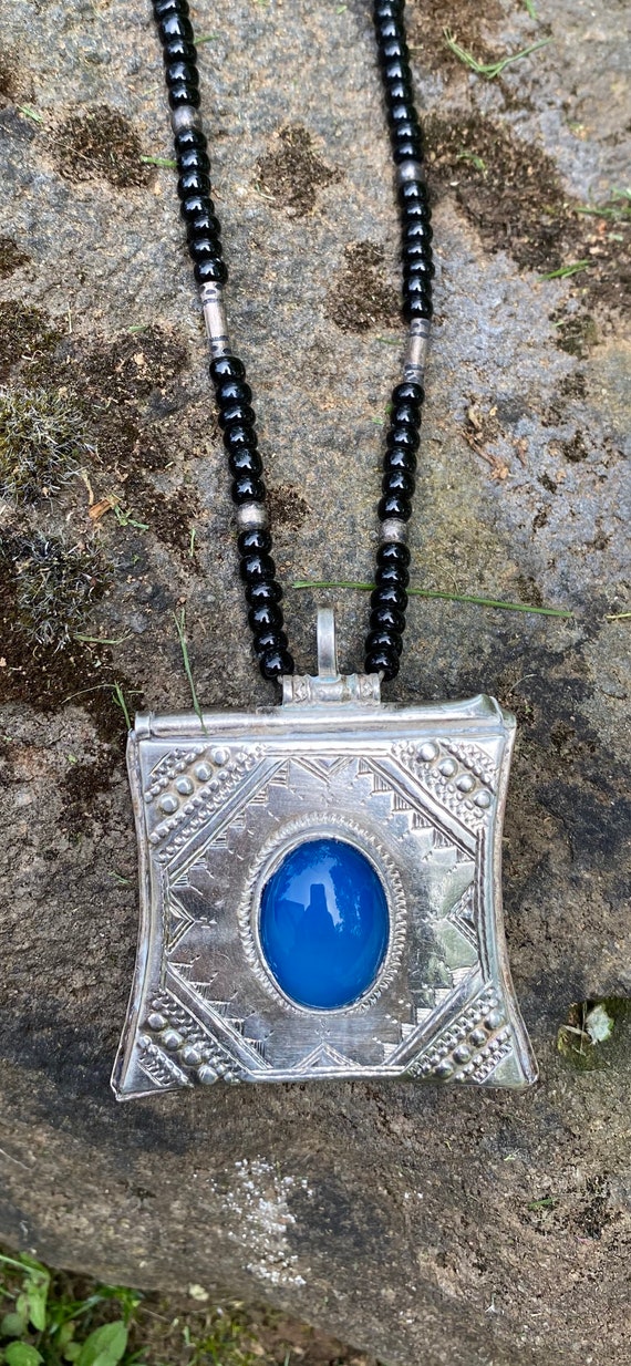 Antique-Tuareg Pendant -African Beads- African Nec