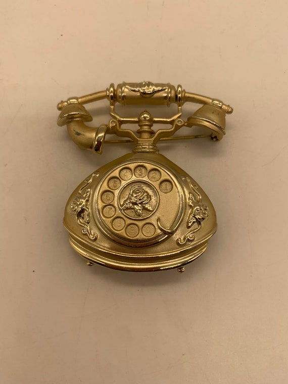 Vintage 1993 EUC Avon Ringing Telephone Brooch Gol