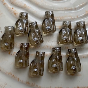 Gray Cat Beads - Czech Glass Sitting Cat Beads - Seated Cats - Cute Kitten Beads - 14 mm - Qty 10 or 20