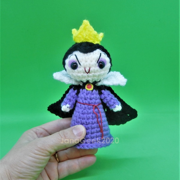 Snow White's Wicked Queen Amigurumi Doll Crochet Pattern