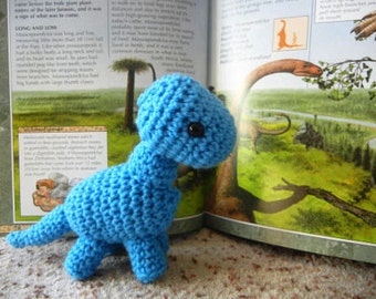 FREE Crochet Pattern for Baby Brachiosaurus