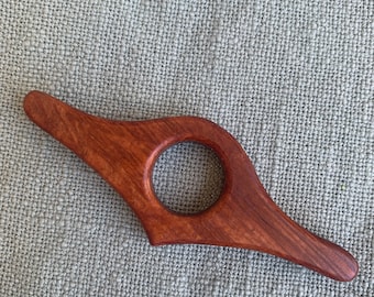 Rosewood Reading Aid Page Holder. Book Bird. Thumb book holder. Page Pal. Book Buddy. Book Holder.