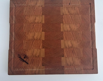 end grain chopping board 340mm x 300mm x30mm  Victorian Ash