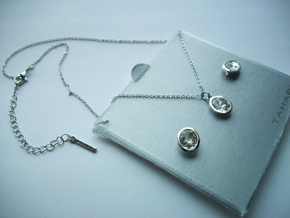 Vintage Tahari Matching Necklace and 