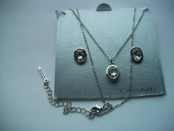 Vintage Tahari Matching Necklace and 