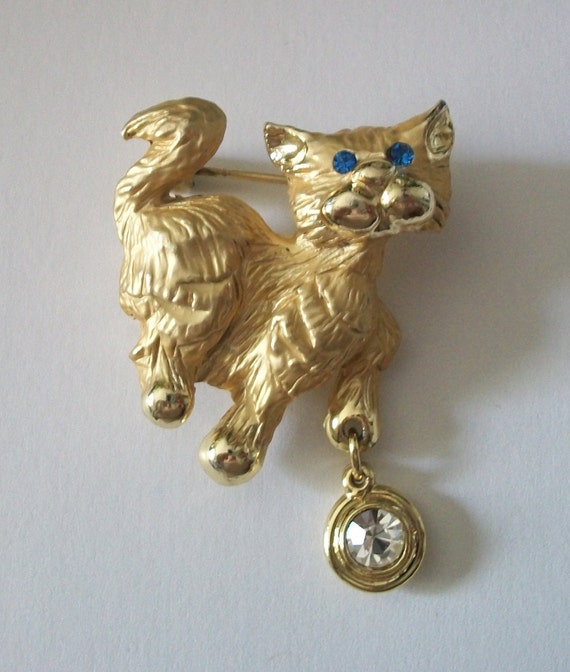 Vintage Brushed Gold Giusti Cat Brooch - image 3