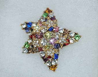 Multicolored Vintage Rhinestone & Goldtone Star Brooch