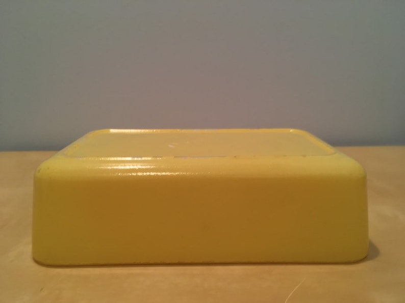 Vintage Yellow Baking Dish Maker Unknown
