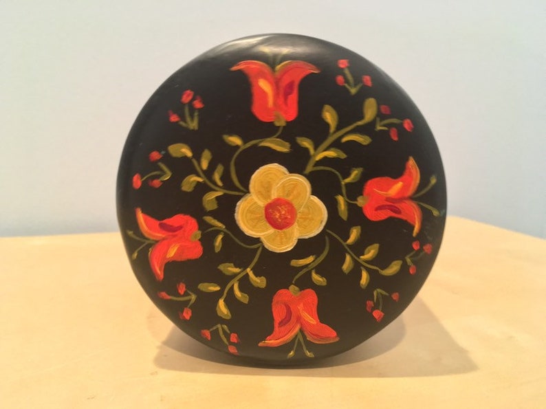 Folkart Vintage Hand Painted Tin Dutch Candies Pennsylvania