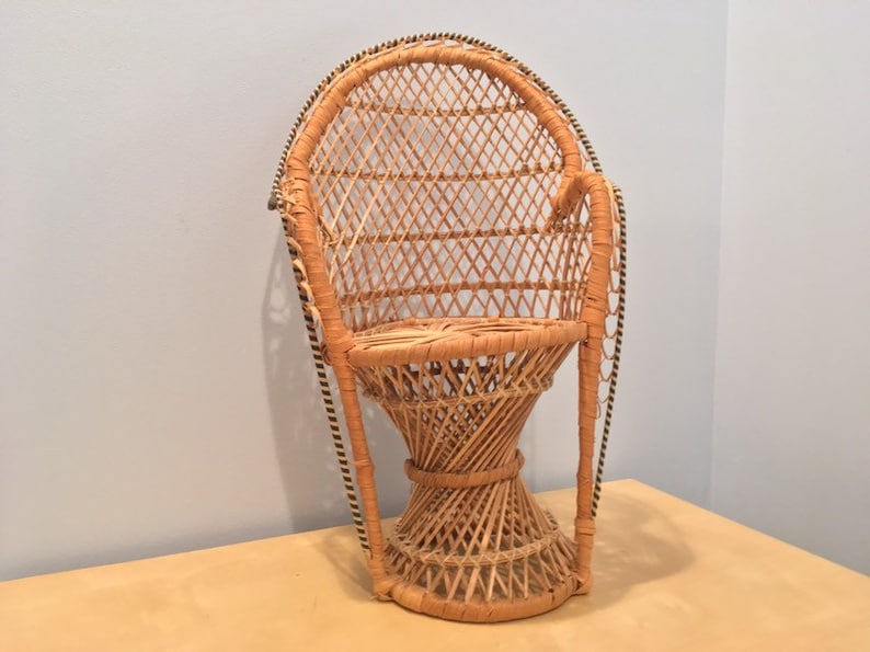 Vintage Boho Raffia Peacock Chair SmallPlant Stand Size