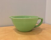 Vintage Fire King Jadeite Batter Bowl with Pour Spout and Handle
