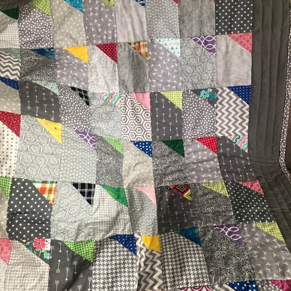 Baby Quilt, Gender Neutral Quilt, Gray Baby Quilt/Lap Quilt, Tummy Time Quilt