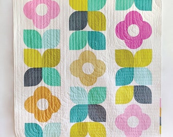 Olive Blossom Modern Quilt PDF Pattern - Digital Download