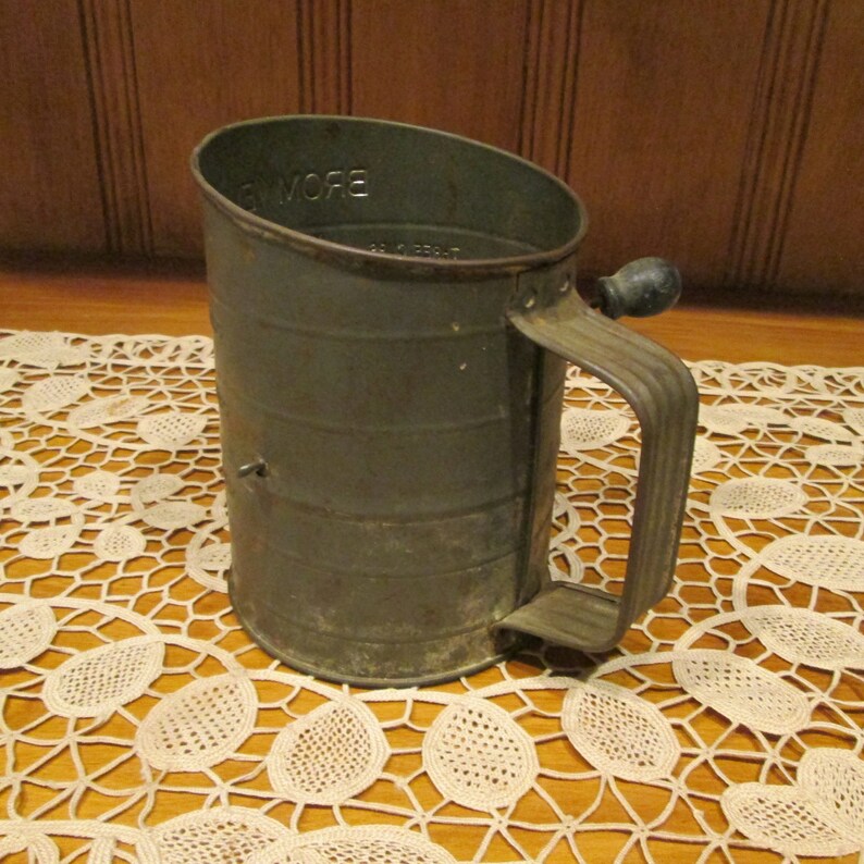 Vintage Bromwells Flour Sifter 3 Cup Flour Sifter Crank Handle Flour