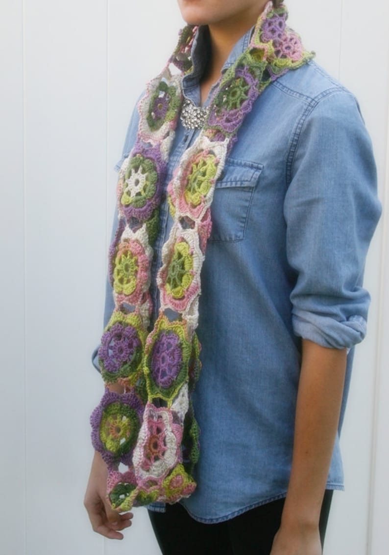 Infinity Blossom Cowl Crochet Pattern, Flower Scarf Pattern - Etsy