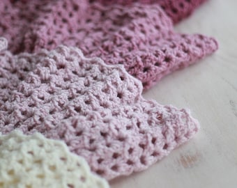 Ombre Ruffle Blanket Crochet Pattern