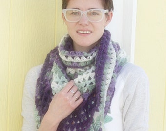 Crochet Pattern, Triangle of Triangles Scarf, Wrap, Cowl