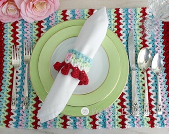 Wzór szydełkowy, podkładka pod talerz ze ściegiem V, pierścień na serwetki, święta, dekoracja stołu