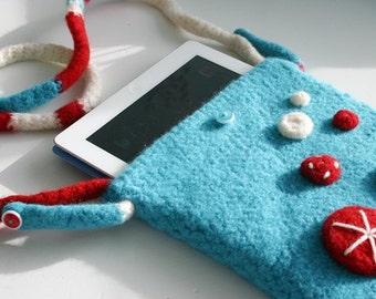 Crochet Pattern, Felted Button Cross-body Bag, Tablet Cover
