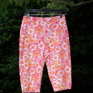 Vintage White Tag Lilly Pulitzer Daisies & Lilly Butterfly&#39;s Lined Capri Pants Size 2  FREE Shipping!