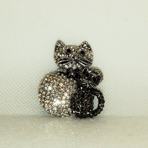 OPC Off Park Collection Brooch Pair of Rhinestone Black & White Cats Brooch Pin  1990s  FREE Usa Shipping