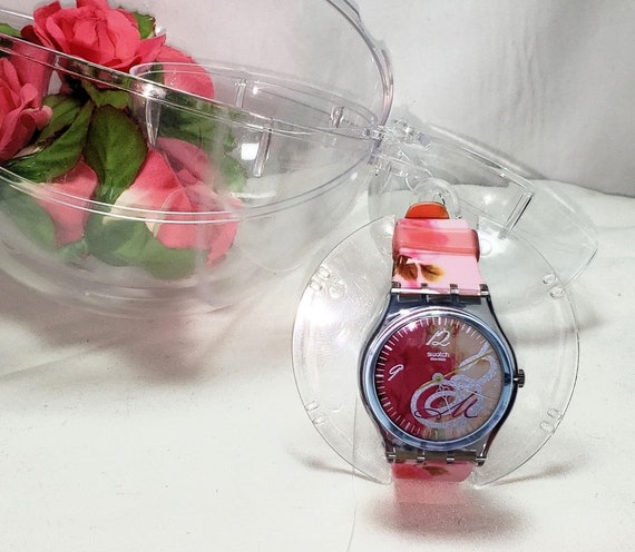 Swatch Floral Watch with Red and White Design $_57.JPG?set_id=8800005007 main image 4