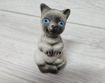 Vintage Cat Figurine Country Artists Siamese Kitten 7” Resin - Etsy