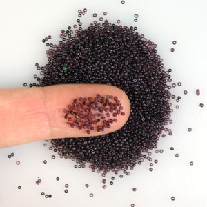 Size 20/0 Deep Amethyst with Black Glass Seed Beads Mix Antique Venetian 5 Grams