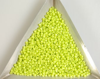 Size 11/0 Matsuno color #411A Bright Lime Green Opaque Japanese Glass Seed Beads 10g