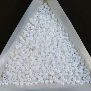 Size 11/0 Vintage Italian White Opal Glass Seed Beads Downton Abbey Gatsby 10 grams