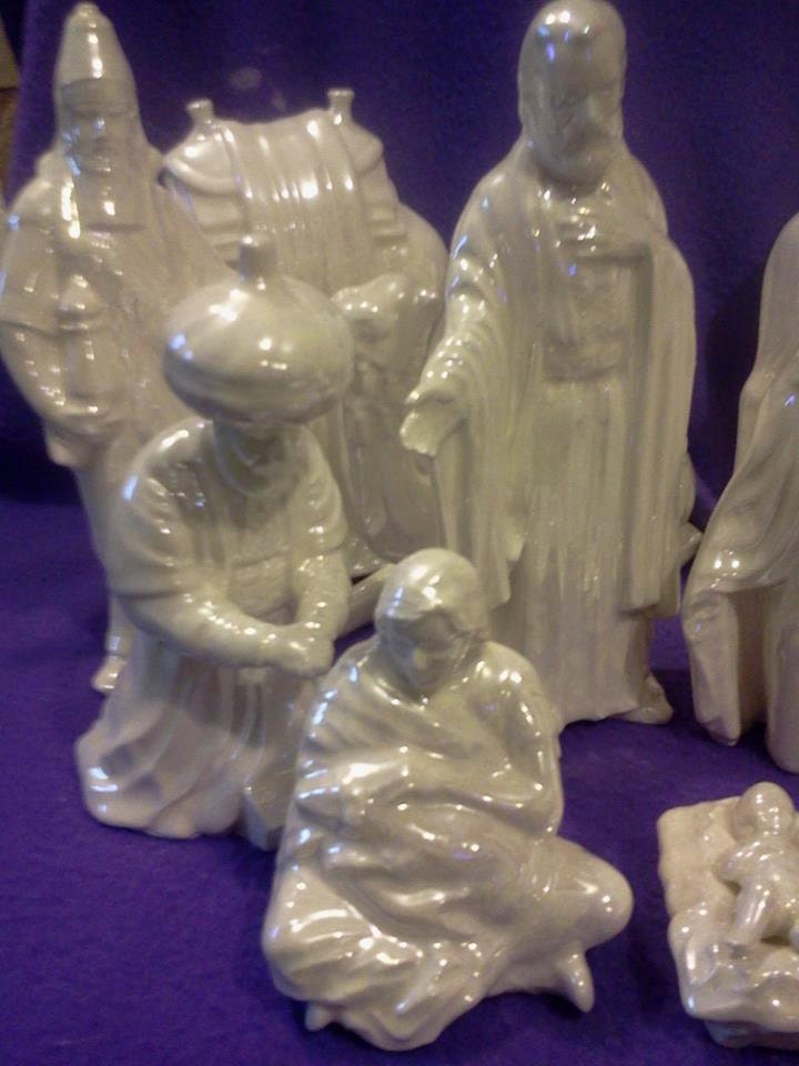 Arts Duncan Christmas Ceramic Nativity 15 piece set 7 to 9 Ceramic