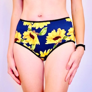 Navy Hipster style Panties with sunflowers print. comfortable cotton panties. Handmade. Woman panties. Cotton hipster panties.