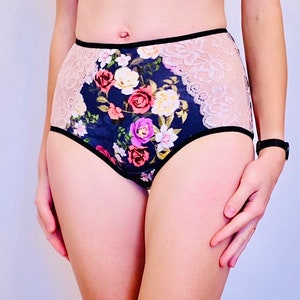 Panties with roses. Very comfortable and beautiful Panties for women. All sizes. Clasic panties with lace.