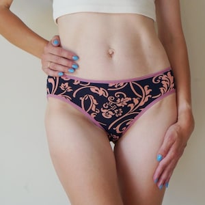 Comfortable and Elegant Bikini Panties. Bikini-style panties. Low rise. Woman panties. Very soft panties. Best Women&#39;s Underwear.