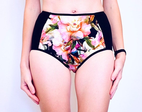 Hipster Style Panties With Flower Print. Comfortable Cotton