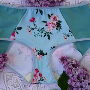 GOTS Organic Panties. Floral medium high waist Cotton panties. Certified organic floral cotton. Handmade. Sustainable underwear.