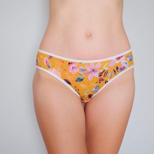 GOTS Organic bikini style Panties. Cotton panties. Certified organic cotton. Handmade. Low rise style. Woman panties. Mustard yellow. Floral