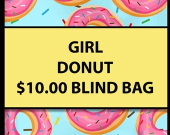 10.00 GIRL THEMED (Multiple Styles) - Fidget Blind Bag Mystery Bag -Assorted Random Popular Fidgets - Kids Gift Fun Sensory Toys ADHD Autism