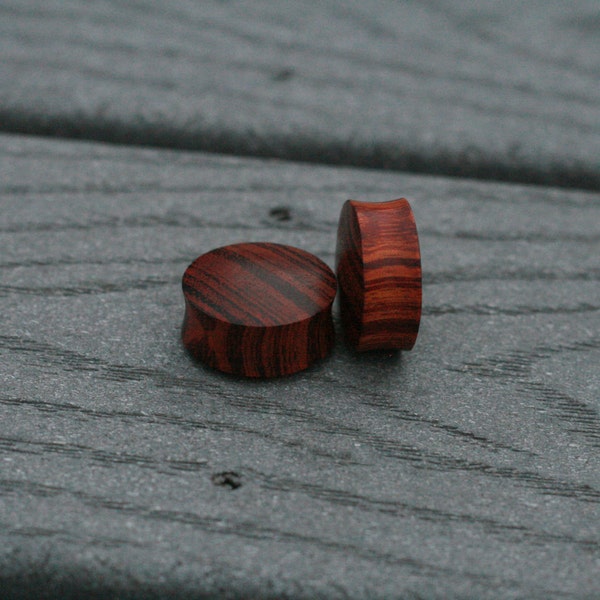 Organic Red tigerwood Plugs