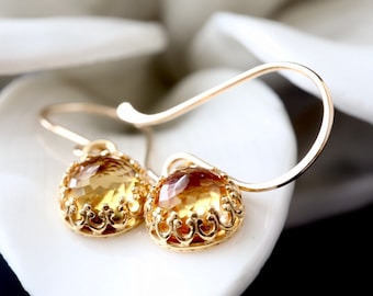 Orecchini pendenti Royal con citrino naturale - Oro 14 carati placcato, argento sterling, gioiello con pietra portafortuna di novembre
